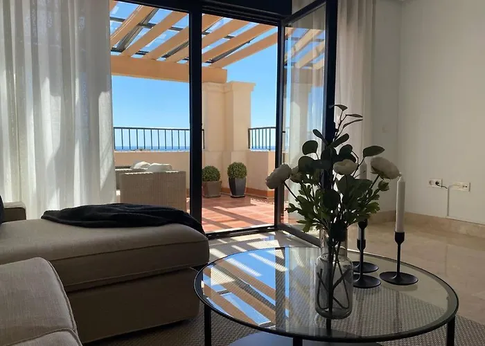 Penthouse With Sea Views In Apartamento